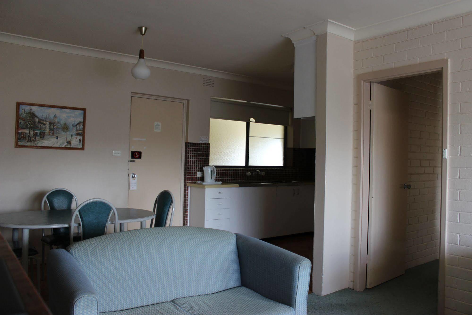 Harriet House Tumut汽车旅馆 外观 照片